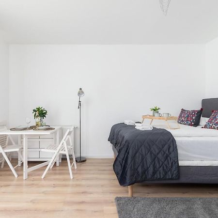 Elegant Pet-Friendly Studio In Krakow By Noclegi Renters Extérieur photo